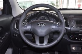 2012款起亚智跑2.0L