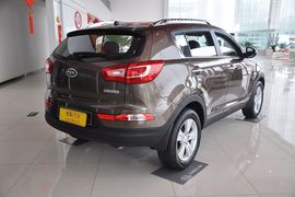 2012款起亚智跑2.0L