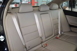 2013款广汽本田雅阁2.4L