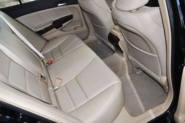2013款广汽本田雅阁2.4L