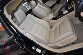 2013款广汽本田雅阁2.4L