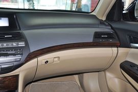 2013款广汽本田雅阁2.4L