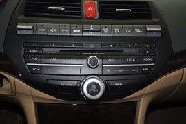 2013款广汽本田雅阁2.4L