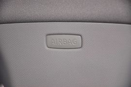 2013款大众全新桑塔纳1.6L自动舒适版