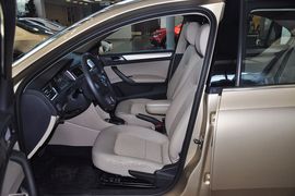 2013款大众全新桑塔纳1.6L自动舒适版