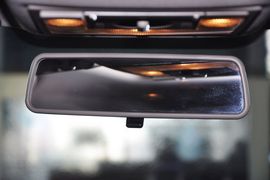 2013款大众全新桑塔纳1.6L自动舒适版