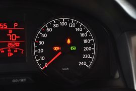 2013款大众全新桑塔纳1.6L自动舒适版