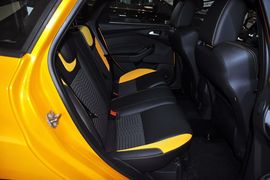 2013款福特福克斯ST