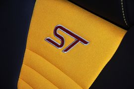 2013款福特福克斯ST