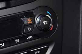 2013款福特福克斯ST