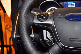 2013款福特福克斯ST