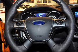 2013款福特福克斯ST