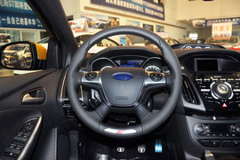 2013款福特福克斯ST