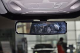 2012款福特福克斯两厢1.6L手动风尚型