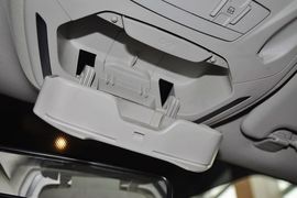 2012款福特福克斯两厢1.6L手动风尚型