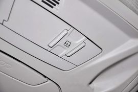 2012款福特福克斯两厢1.6L手动风尚型