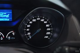 2012款福特福克斯两厢1.6L手动风尚型