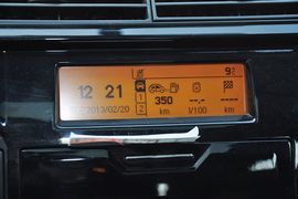 2012款雪铁龙世嘉两厢2.0L自动乐骋型