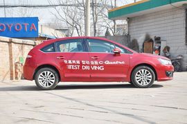2012款雪铁龙世嘉两厢2.0L自动乐骋型