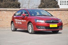 2012款雪铁龙世嘉两厢2.0L自动乐骋型