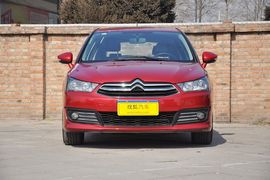2012款雪铁龙世嘉两厢2.0L自动乐骋型