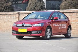 2012款雪铁龙世嘉两厢2.0L自动乐骋型