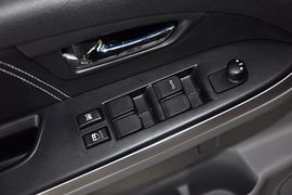 2011款铃木天语SX4