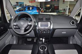 2011款铃木天语SX4