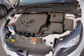 真相实验室——福特新福克斯两厢/三厢对比