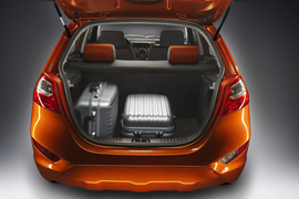 2013款一汽夏利N7