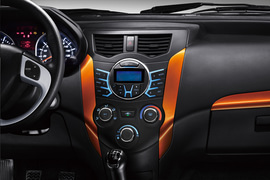 2013款一汽夏利N7