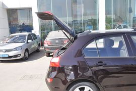 2013款一汽夏利N7