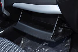 2013款一汽夏利N7