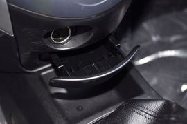 2013款一汽夏利N7