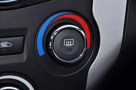 2013款一汽夏利N7