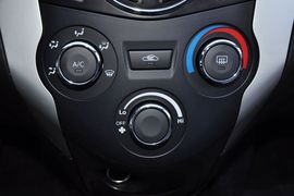 2013款一汽夏利N7