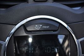 2013款一汽夏利N7