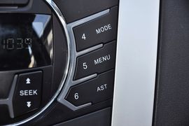 2013款一汽夏利N7