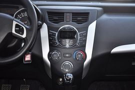 2013款一汽夏利N7