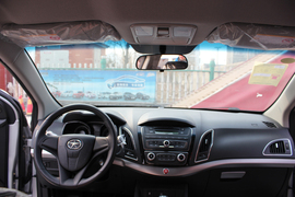 江淮瑞风S51.8T+6MT天窗版车型实拍