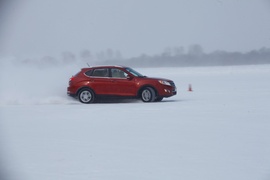 广汽传祺GS5冰雪试驾