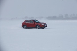 广汽传祺GS5冰雪试驾