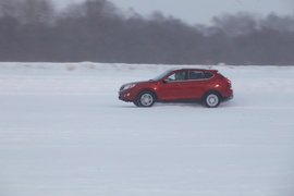 广汽传祺GS5冰雪试驾