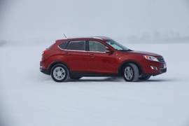 广汽传祺GS5冰雪试驾(98735)