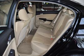 2013款本田雅阁2.0L