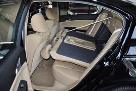 2013款本田雅阁2.0L