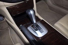 2013款本田雅阁2.0L