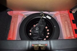 2011款吉利全球鹰熊猫1.3L手动舒适型Ⅱ