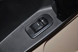 2011款吉利全球鹰熊猫1.3L手动舒适型Ⅱ