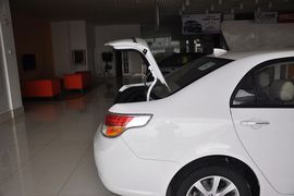 2013款吉利全球鹰GC7